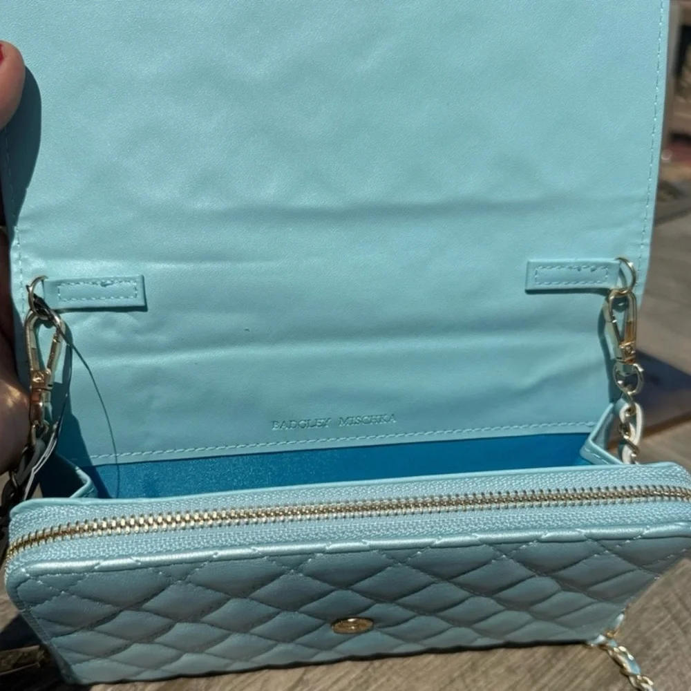 Badgley Mischka Pearl Blue Quilted Clutch with Chain Strap Crossbody Bag NEW - Picture 4 of 5